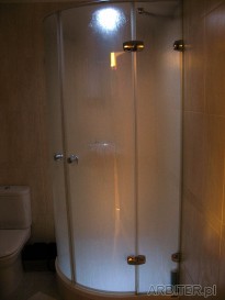 Łaźnia parowa w kabinie prysznicowej, czyli zrób to sam - sauna z czajnika